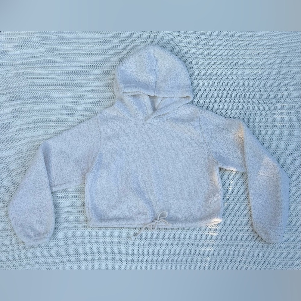 Wild Fable, White Sherpa Cropped Hoodie, Size M